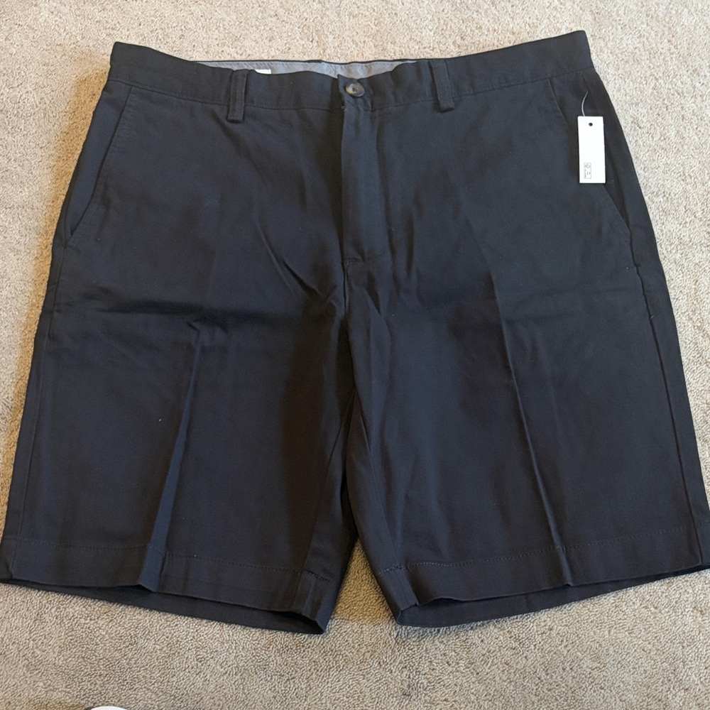 Amazon Essentials Men's Dark Gray Flat Front Shorts